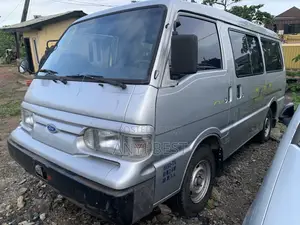 Ford Tourneo 2000 Silver