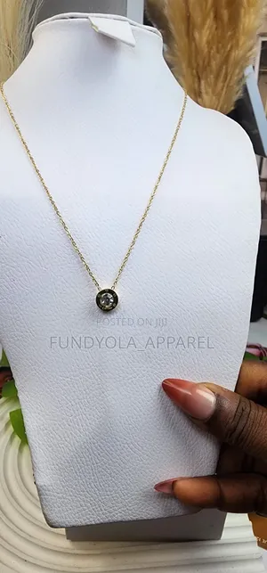 Luminous Crystal Chain