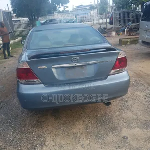 Toyota Camry 2004 Blue