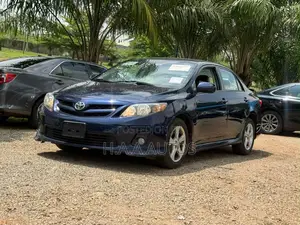 Toyota Corolla S Special Edition 4dr Sedan (1.8L 4cyl 4A) 2013 Blue