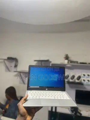 New Laptop HP Stream 11 Pro G4 EE 4GB Intel Celeron SSD 60GB
