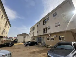 2bdrm Block of Flats in Idu Industrial for sale