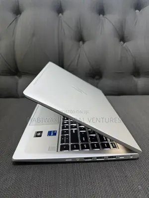 Laptop HP EliteBook 640 G9 16GB Intel Core i7 SSD 512GB