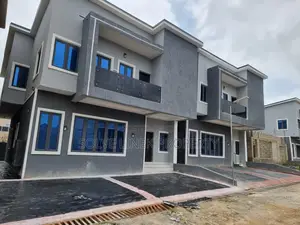 4bdrm Townhouse/Terrace in Lugbe District for sale