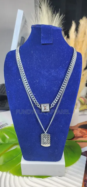Urban Monogram Layered Chain