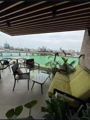 1 Bedroom Water Front View