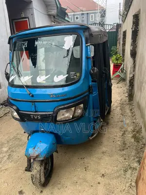 TVS King Cargo 2022 Blue