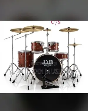 Drummer Boss C7s Professional Drum Set