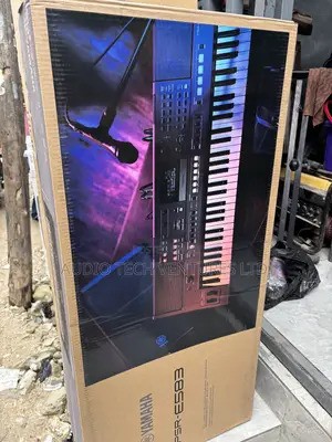 Yamaha Keyboard PSR E583