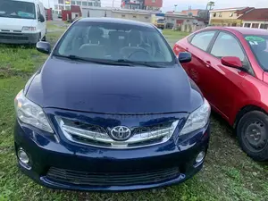 Toyota Corolla 2013 Blue