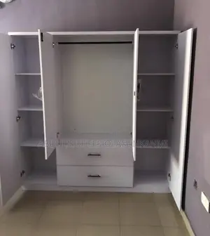6/6 Luxury Closet