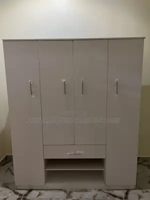 5ft by 6ft Luxury Wadrobe Closet