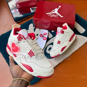 Air Jordan 4 Retro WNMS “Valentine’S Day 2026”