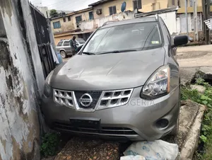 Nissan Rogue 2015 Brown
