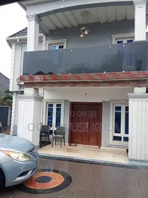 5bdrm Duplex in Diamond Estate, Ipaja Road for sale