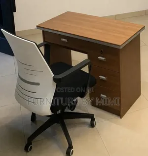 Executive Office Desk With Swivel Chair | Strong, Modern Durable