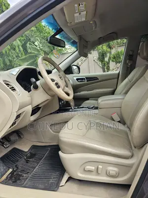 Nissan Pathfinder SL 4dr SUV 4WD (3.5L 6cyl CVT) 2014 Brown