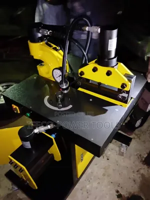 Hydraulic 3-in-1 Machine, Designed To Cut, Bend, And Punch Metal Bars.