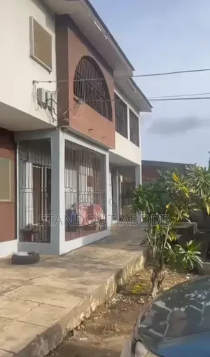 3bdrm Block of Flats in Good Location, Iyana Ipaja for sale