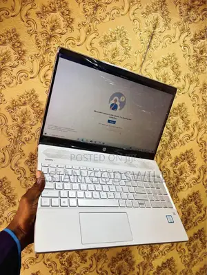 New Laptop HP Pavilion 15 8GB Intel Core i5 SSD 256GB