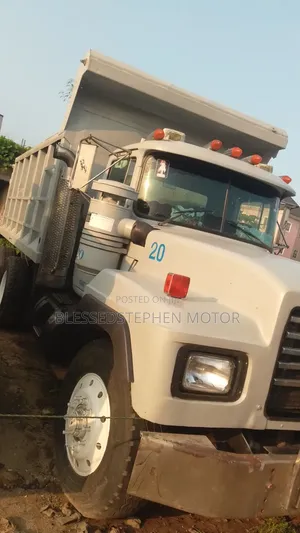 Mack Truck Tipper
