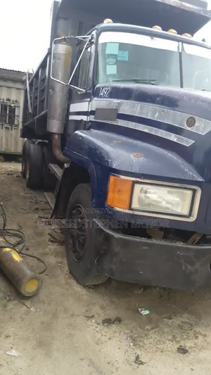 Mack Truck Tipper
