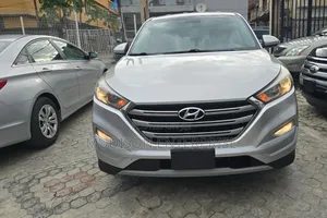 Hyundai Tucson SE FWD 2018 Silver