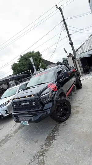 Toyota Tundra 2012 Black