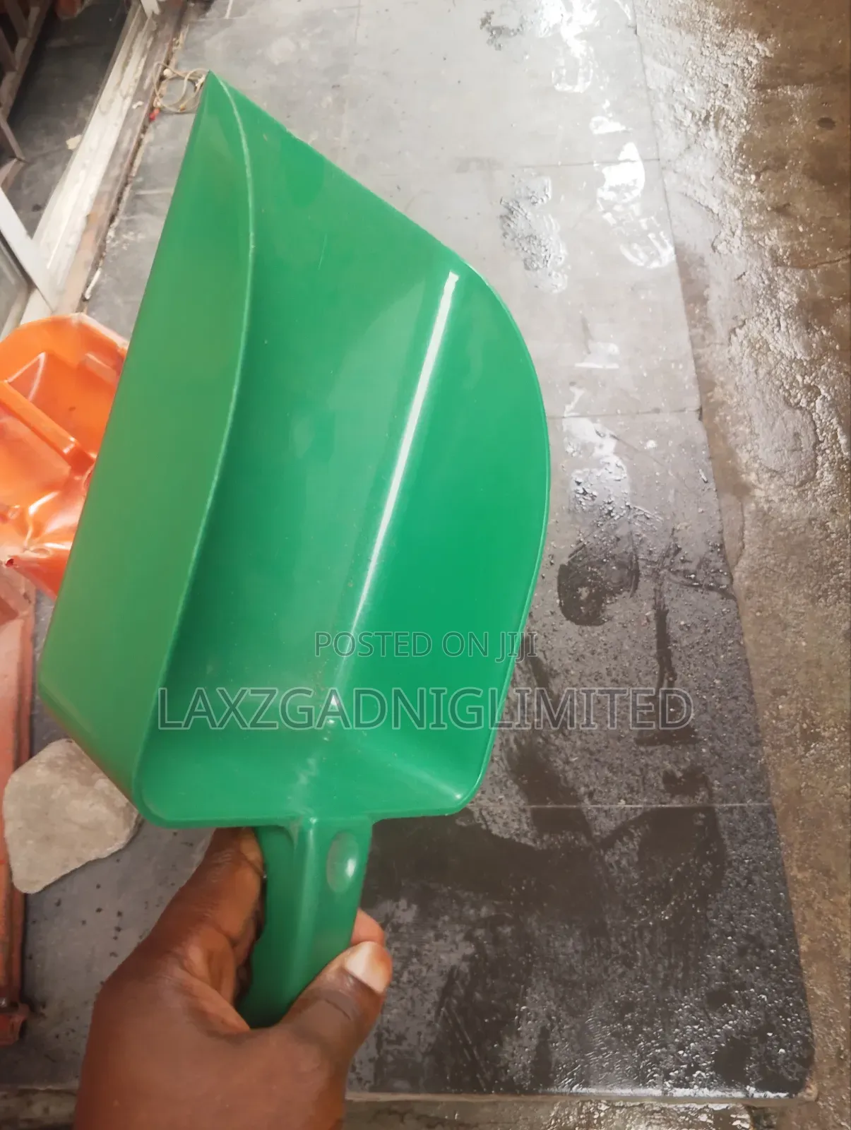 Hand Scooper