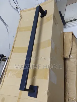 60cm Single Towel Rail Black Square Shape