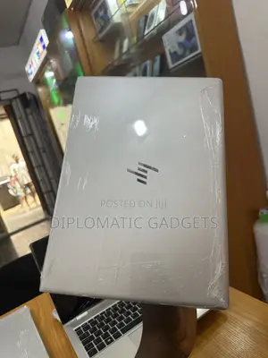 Laptop HP EliteBook 840 G5 8GB Intel Core i5 SSD 256GB