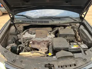 Toyota Camry SE 4dr Sedan (2.5L 4cyl 6A) 2013 Gray