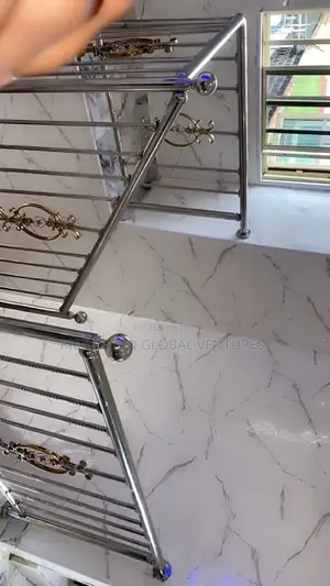 Strong Stainless Steel Hand Rails