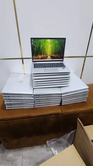 Laptop HP EliteBook 830 G9 16GB Intel Core i5 SSD 256GB