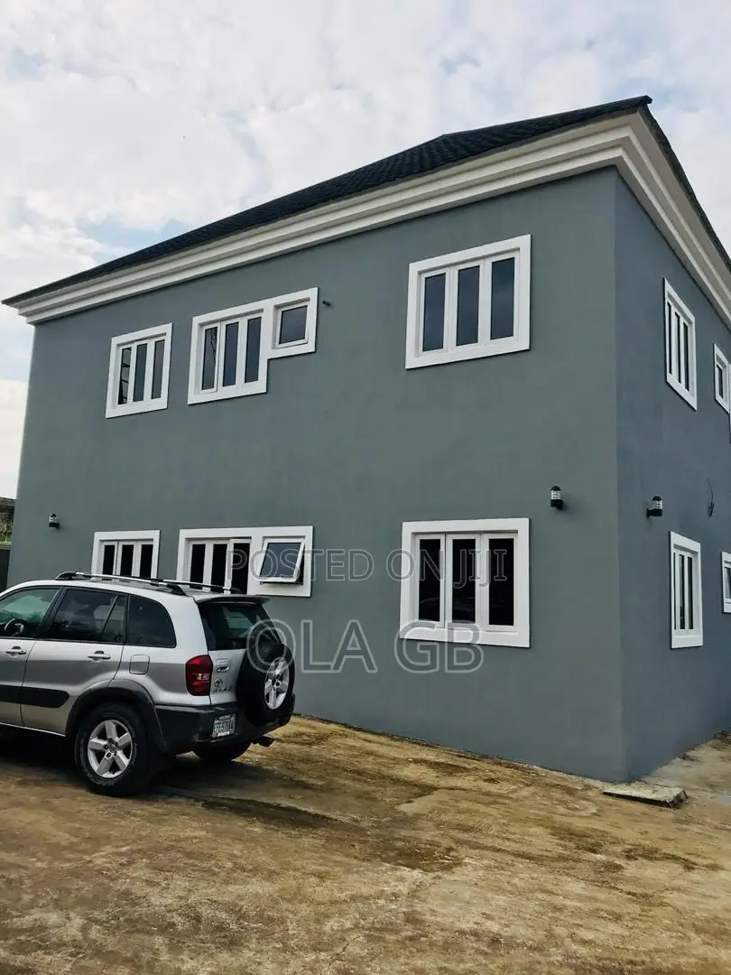 2bdrm Block of Flats in Calabar for sale
