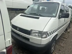 Volkswagen Transporter 2005 White