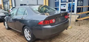 Honda Accord 2005 Gray