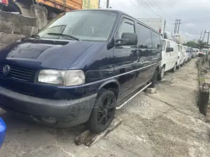 Volkswagen Transporter 2005 Blue