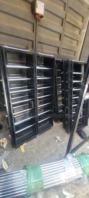 Aluminum Transum and Casment Windows With Burglary