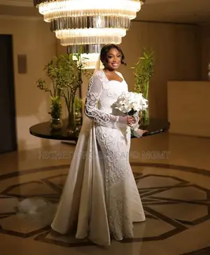 Premium Baroque Pearl-Beaded Bridal Gown With Lattice Mesh Sleeves