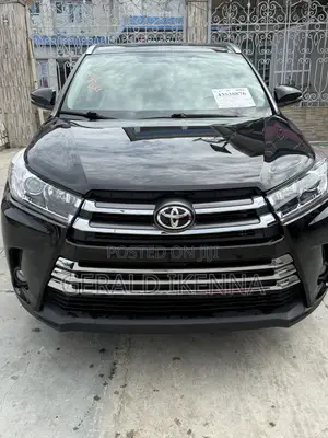 Toyota Highlander XLE 4dr SUV AWD (3.5L 6cyl 6A) 2015 Black