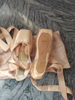 Ballet Pointe Shoes For Professional Dance