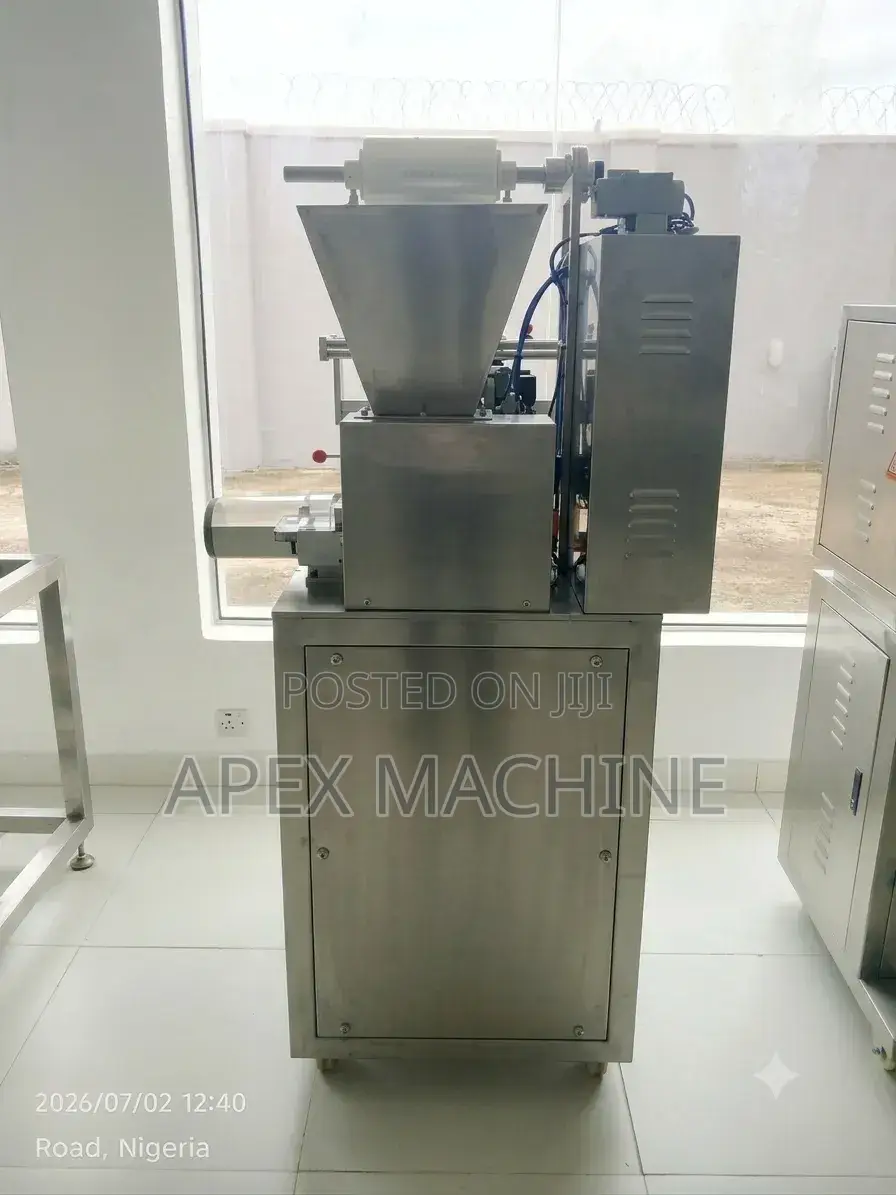 Automatic Powder Pouch Packaging Machine – 500g