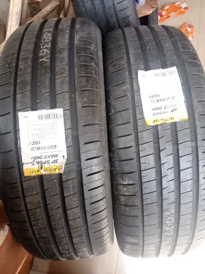 Dunlop 235/55/20