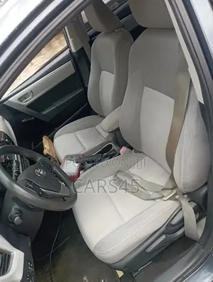 Toyota Corolla 2015 Gray