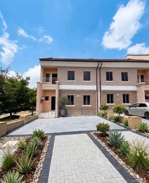 3bdrm Duplex in By Cedarcrest, Apo District for rent