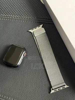Apple Watch Series 9 45mm Midnight Aluminum