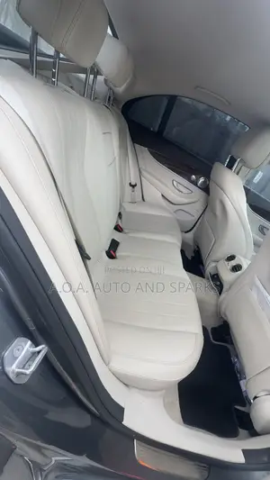 Mercedes-Benz E300 2017 Gray
