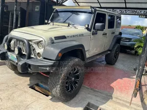 Jeep Wrangler 2012 Beige
