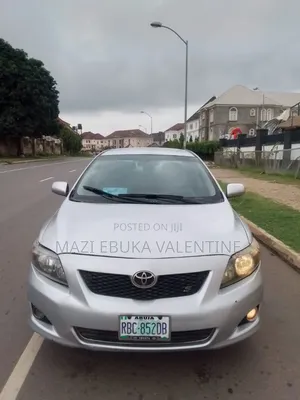 Toyota Corolla 2010 Silver